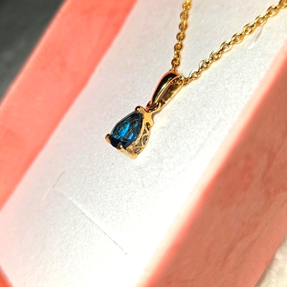 NWT - Deep Blue London Topaz on Gold Chain - Picture 6 of 10